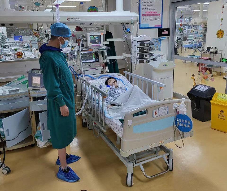 靖西市跨省救护车出租公司